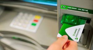 Rút tiền thẻ tín dụng Vietcombank
